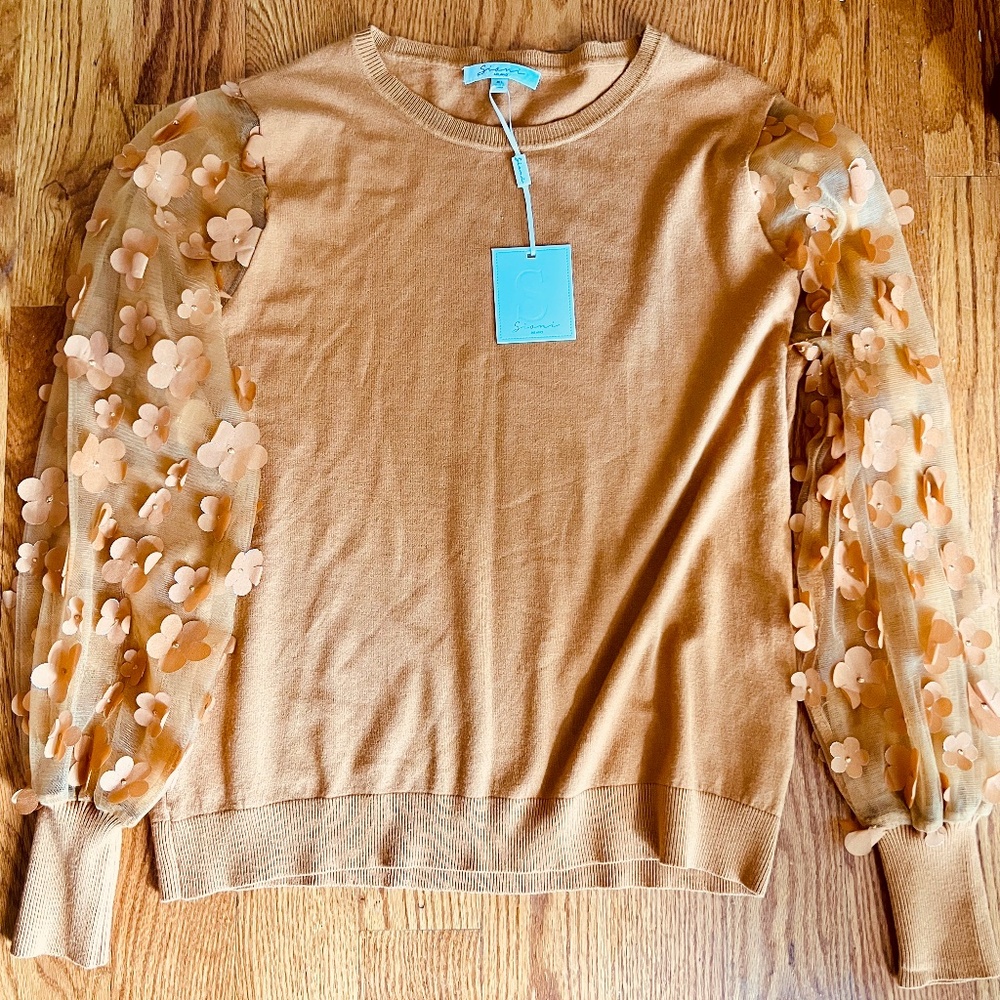 NWT Siani Milano butterscotch lightweight sweater